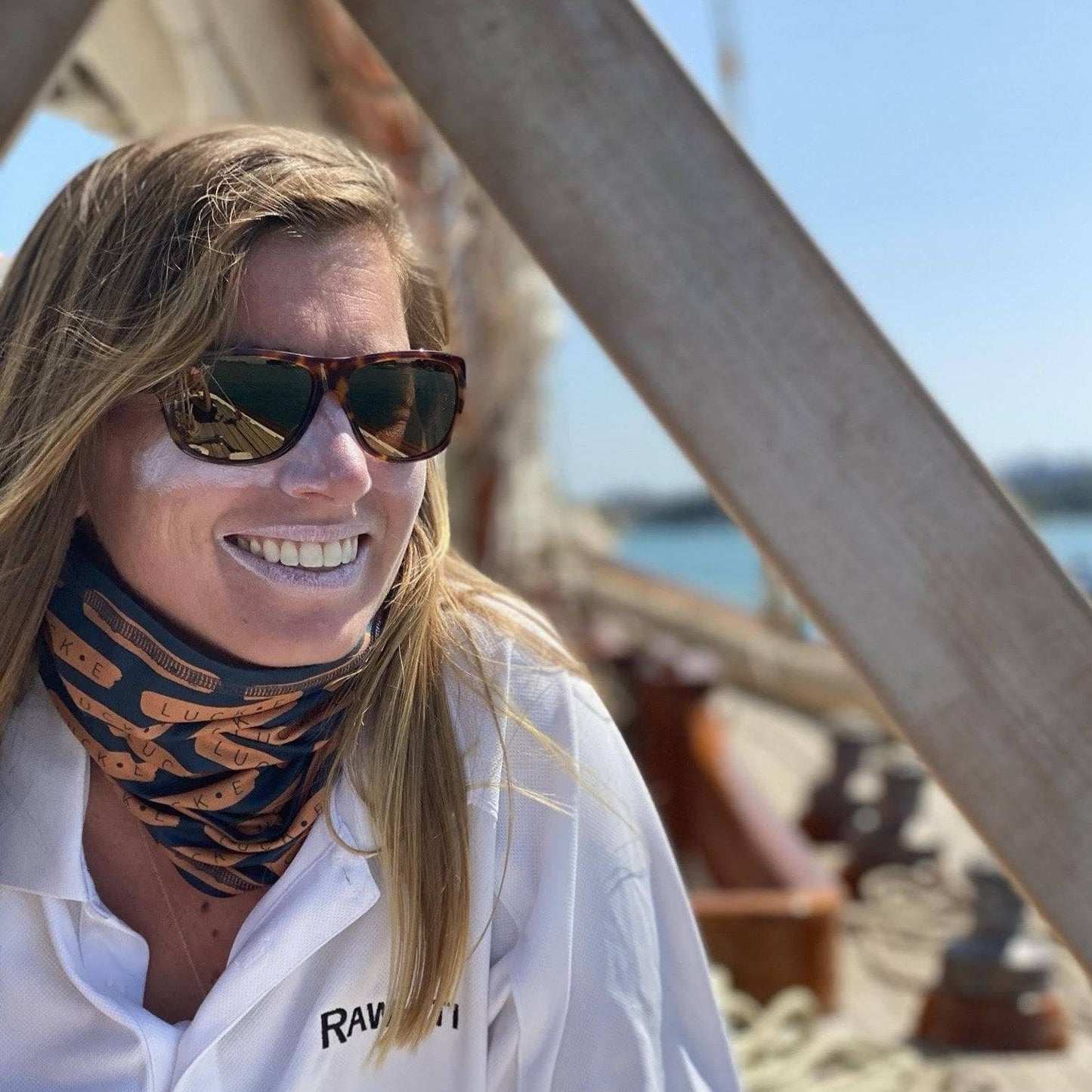 Neck Gaiter | 100% Recycled Ocean Polyester LUCK•E